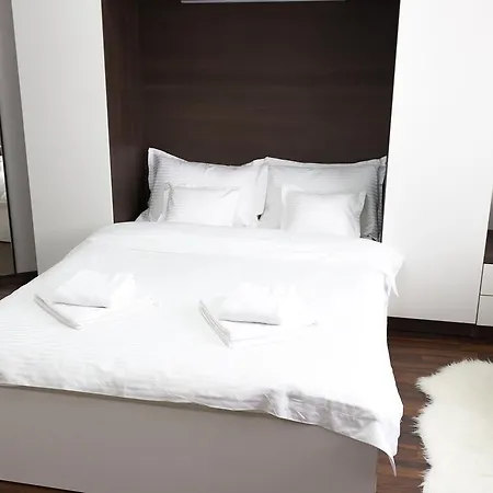 Grand - Doamnei Apartament Bucureşti