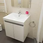 Grand - Doamnei * 부쿠레슈티