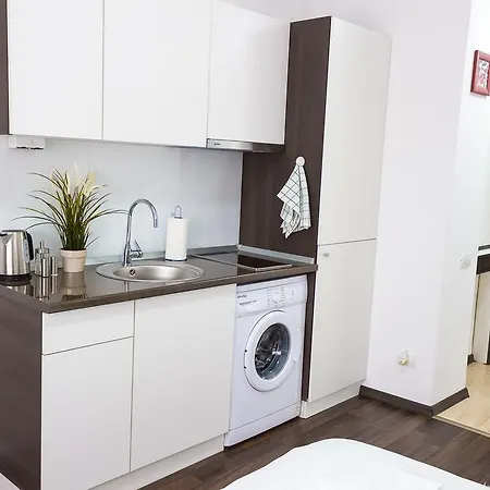 Grand - Doamnei Lägenhet