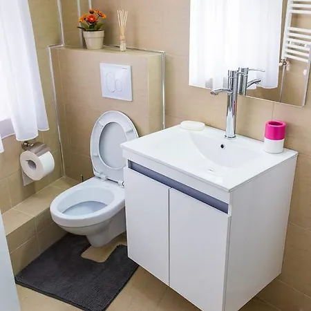 Grand - Doamnei 公寓